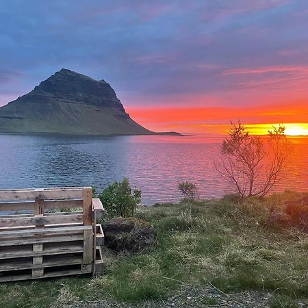 Kirkjufell Basement Apartment 그런다포르두 외부 사진